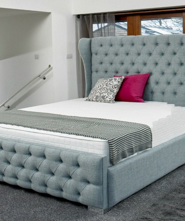 Julia wings bed